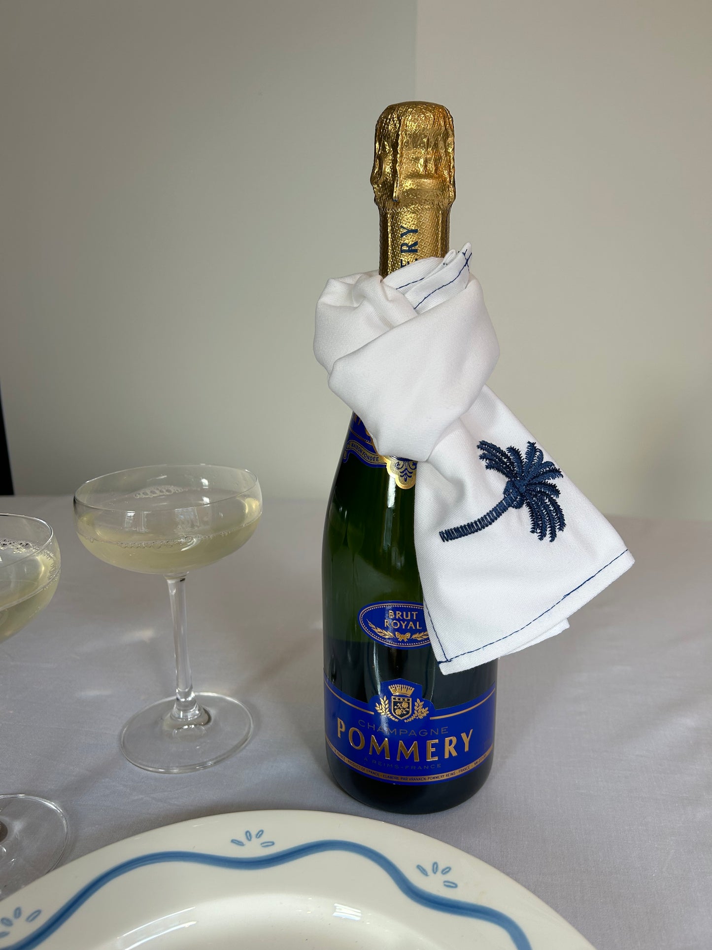 'Meet Me Under The Palms' napkin - Set of 2