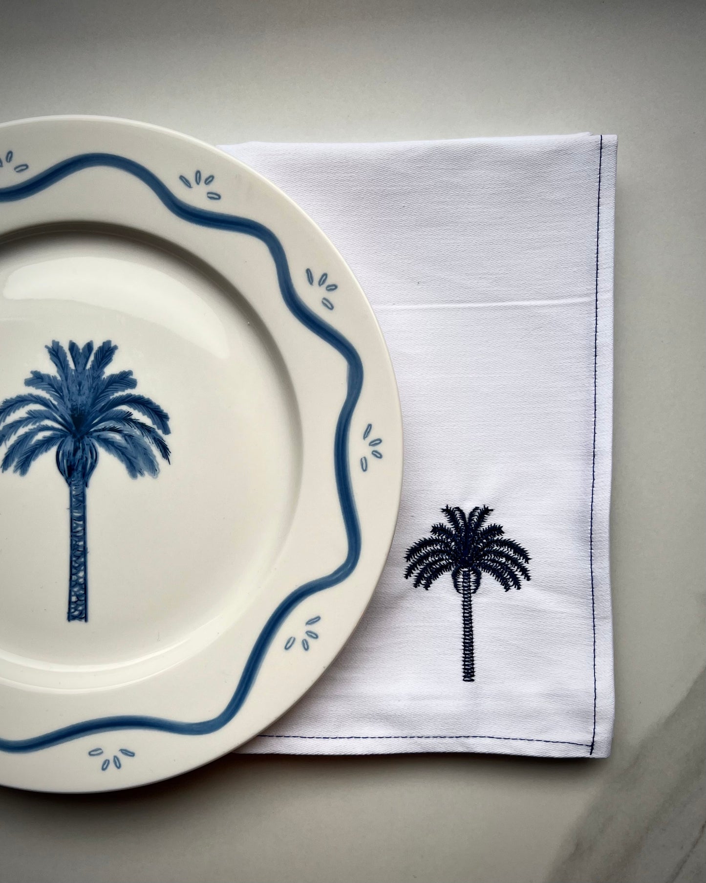'Meet Me Under The Palms' napkin - Set of 2