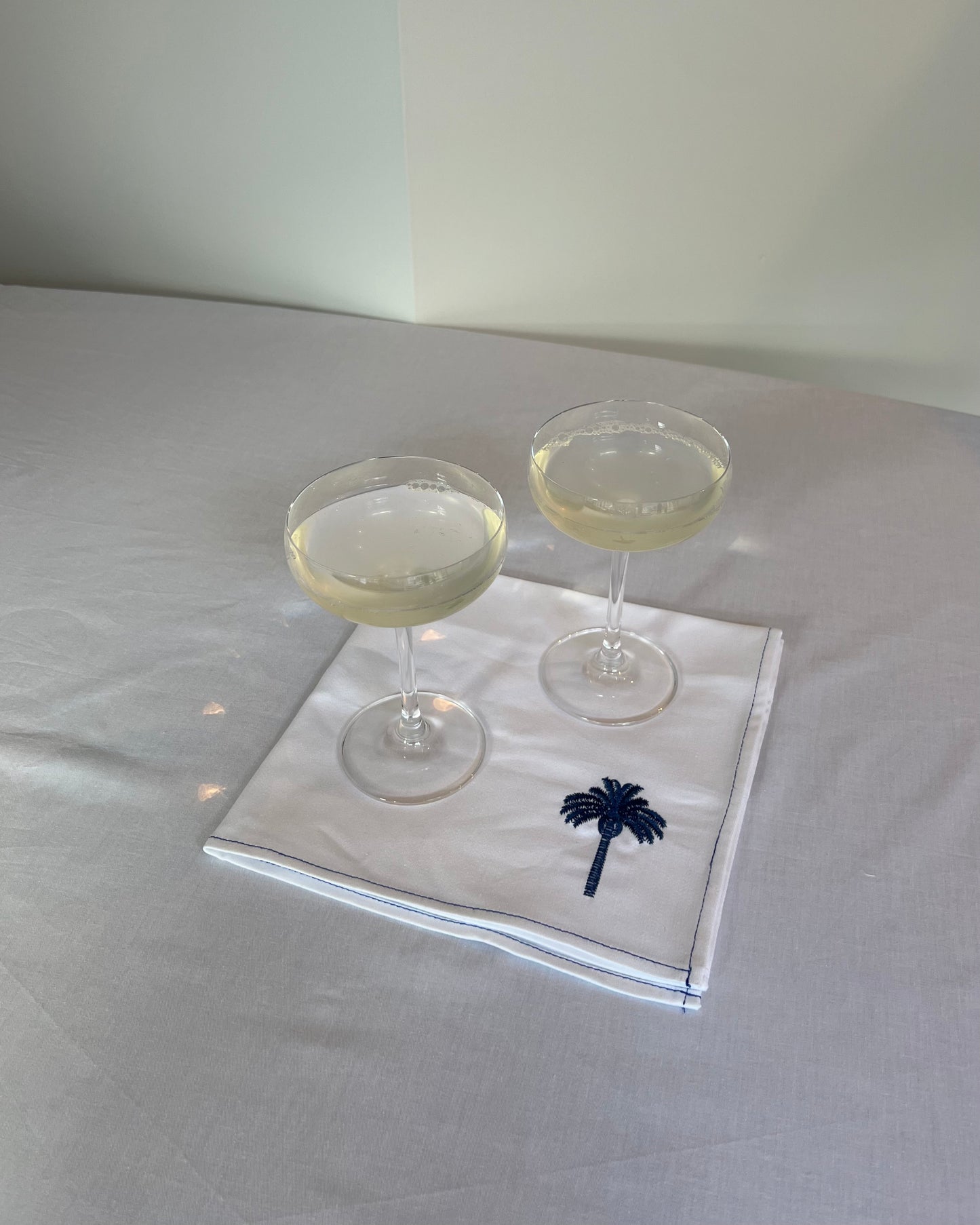 'Meet Me Under The Palms' napkin - Set of 2